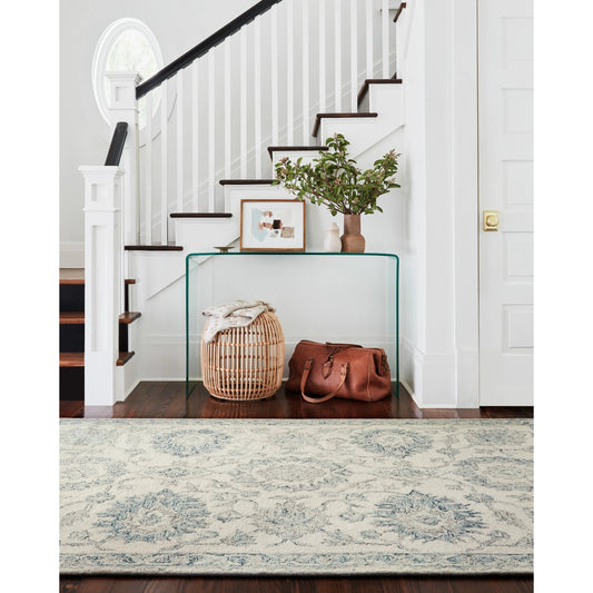 Norabel Ellie Rug by Loloi. Made from 100% wool in a transitional style.