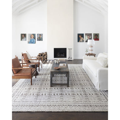 Origin Rug by Loloi. Made from wool, viscose from bamboo in a transitional style.