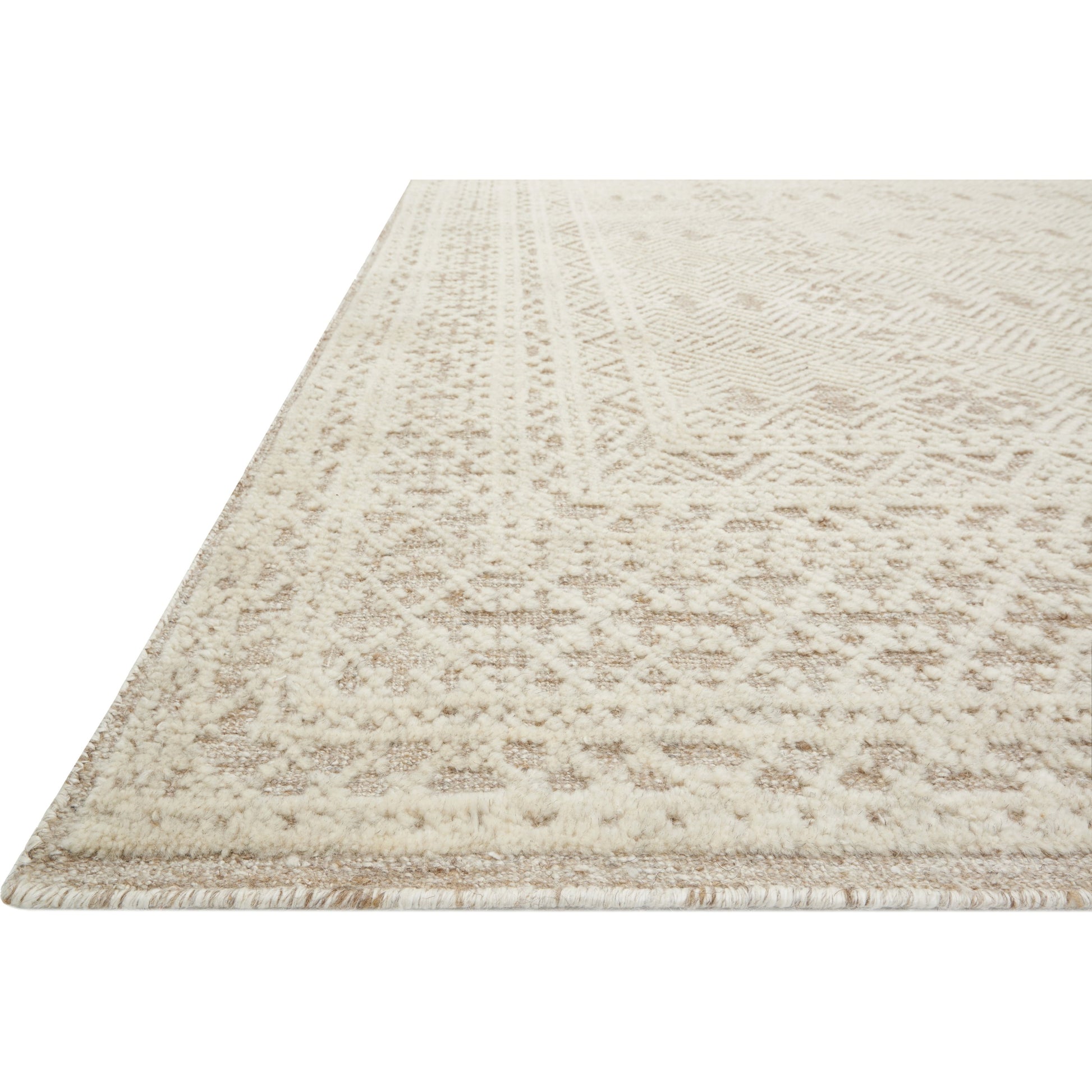 Origin Rug by Loloi. Made from wool, viscose from bamboo in a transitional style.