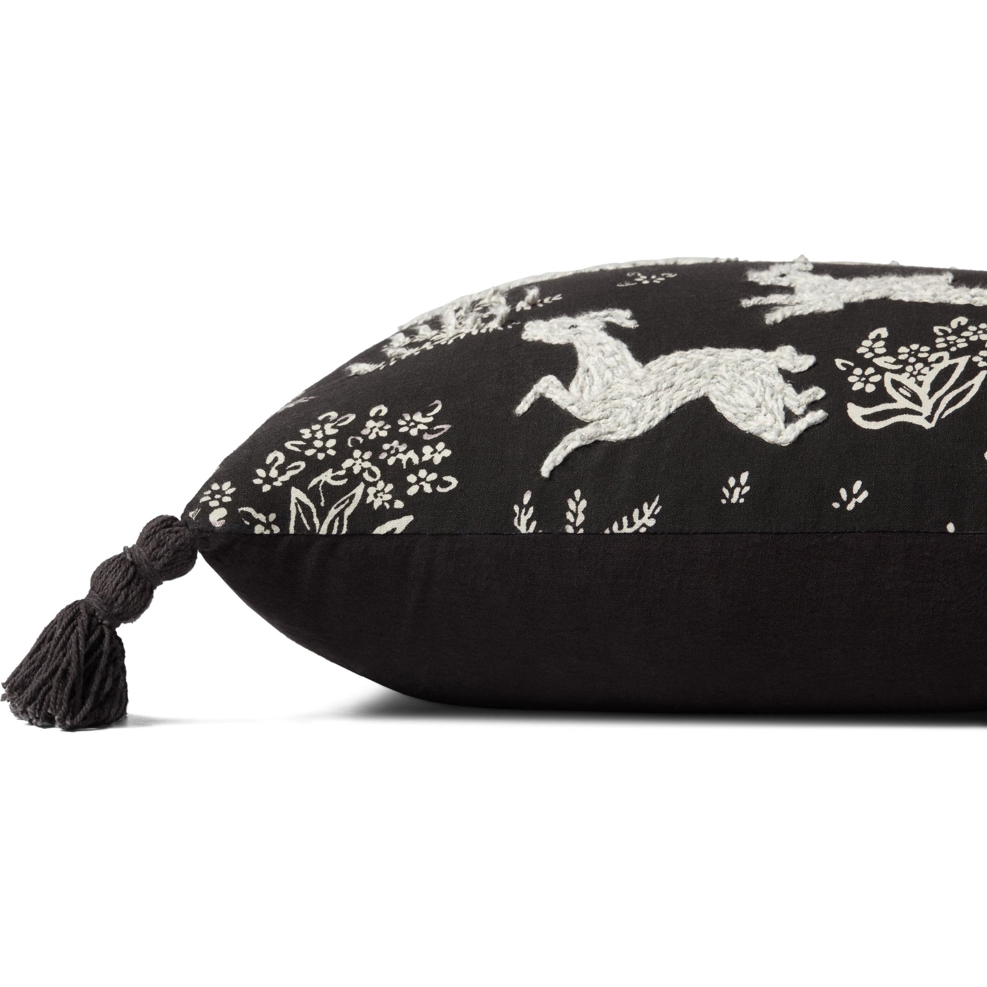 PLL0027 by Loloi in black, ivory. Made from 100% cotton in a modern style.