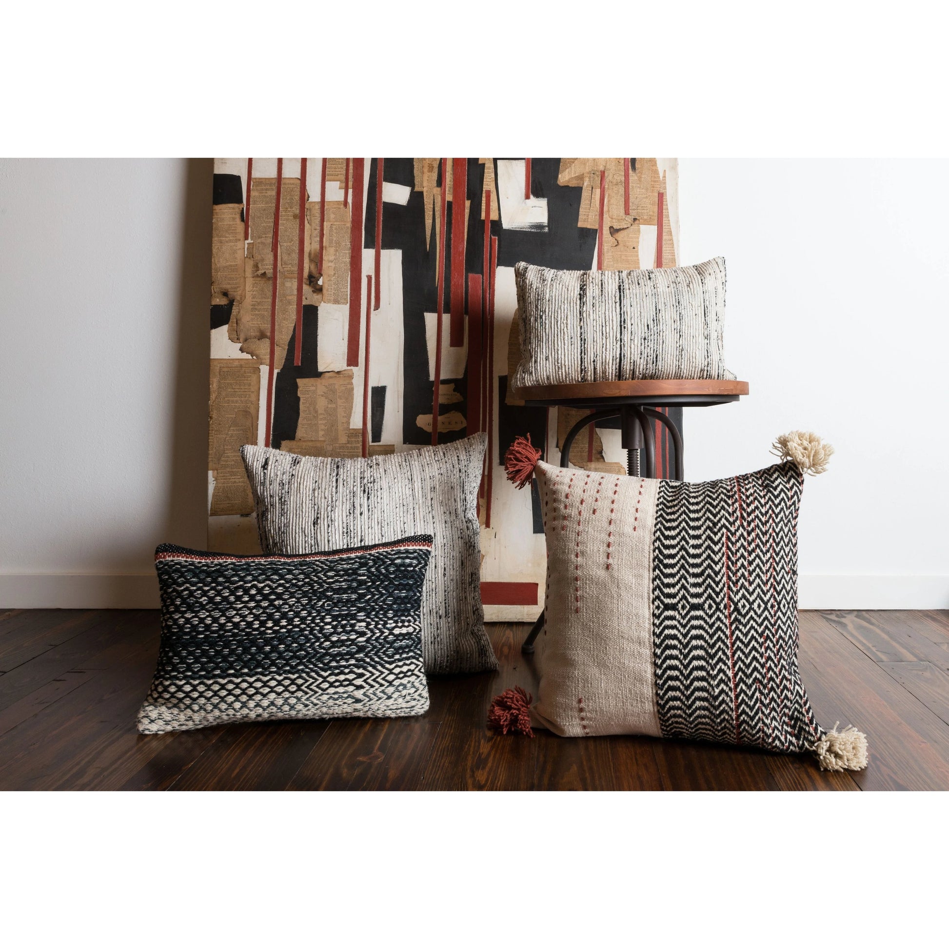Scratch Pillow by Loloi in black, ivory. Made from 50% wool, 50% cotton in a rustic style.