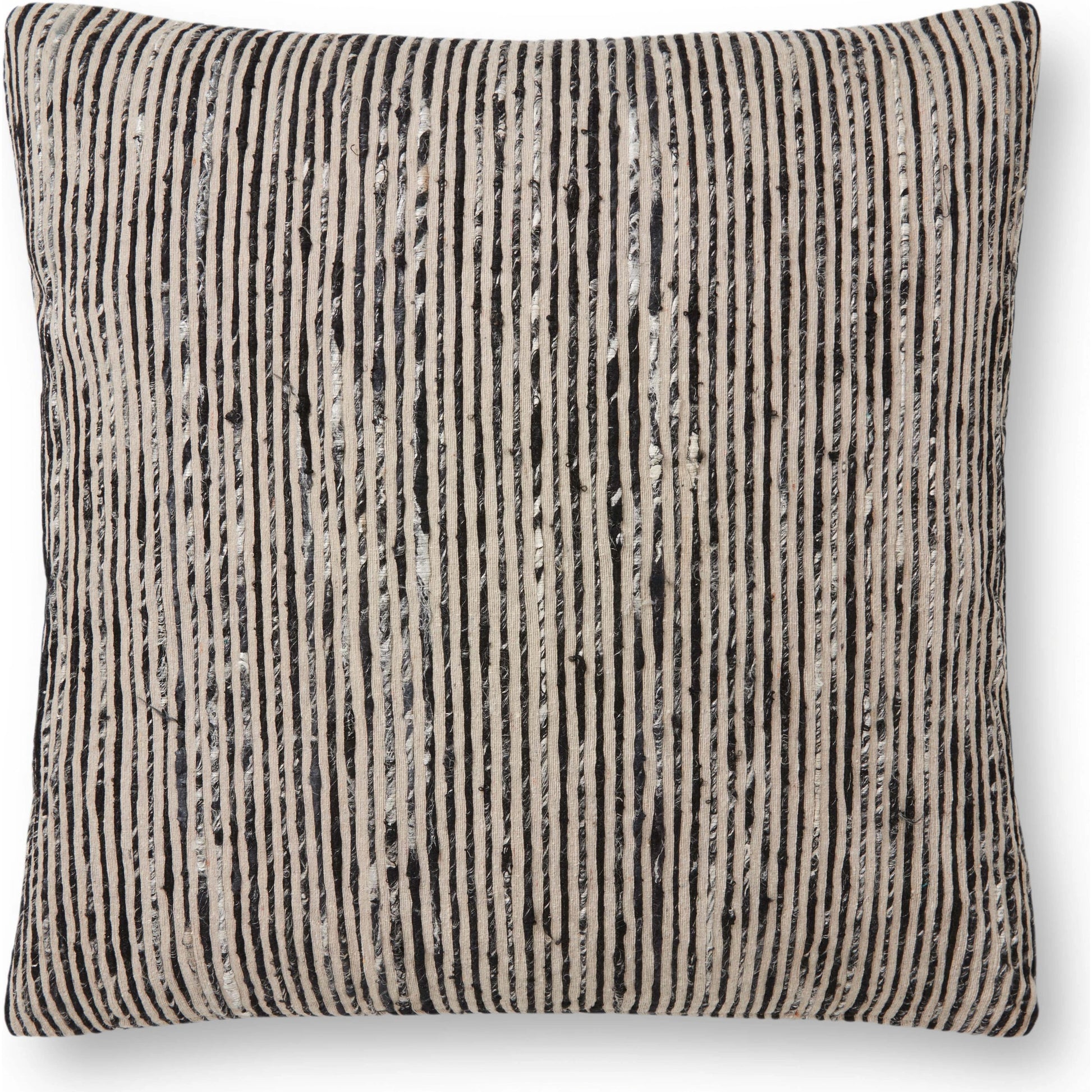 P0242 Pillow by Loloi. Made from 60% cotton, 40% silk in a traditional style.