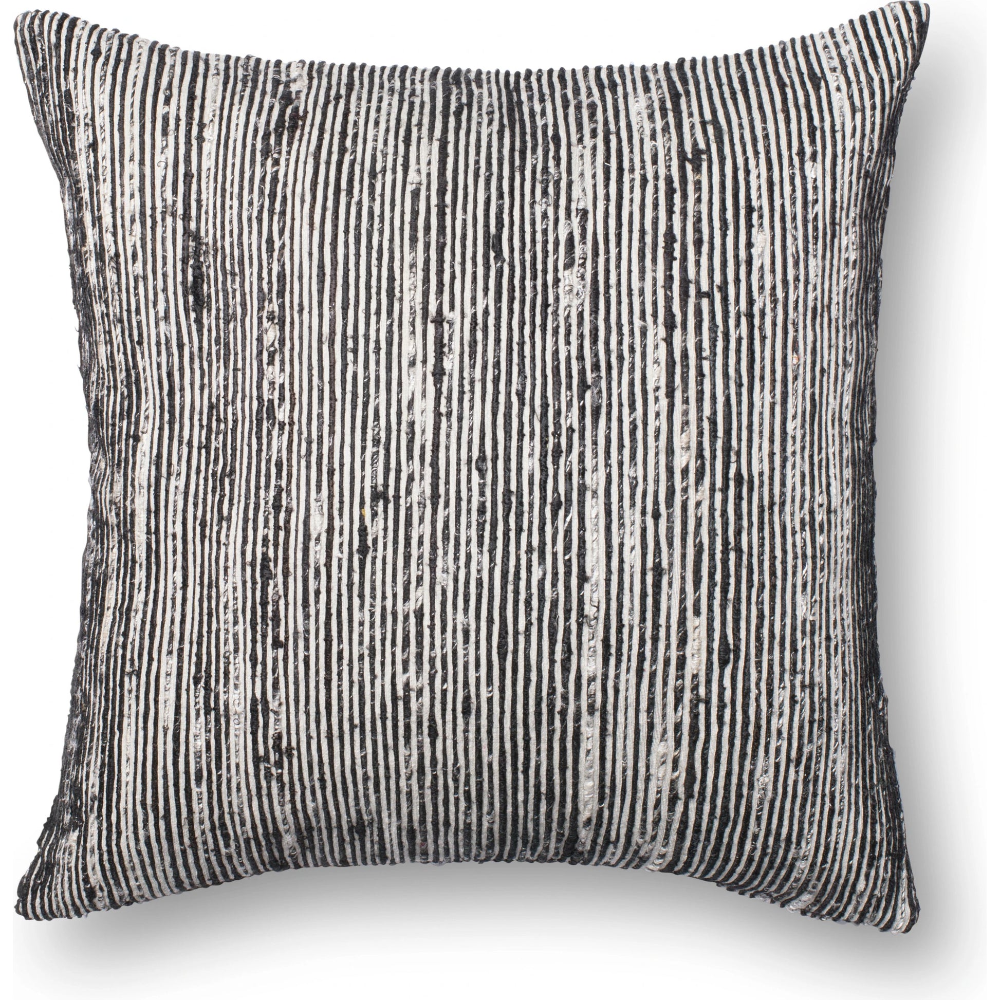 P0242 Pillow by Loloi. Made from 60% cotton, 40% silk in a traditional style.