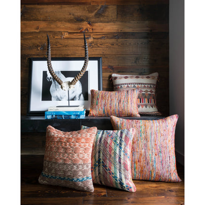 P0242 Pillow by Loloi. Made from 60% cotton, 40% silk in a traditional style.