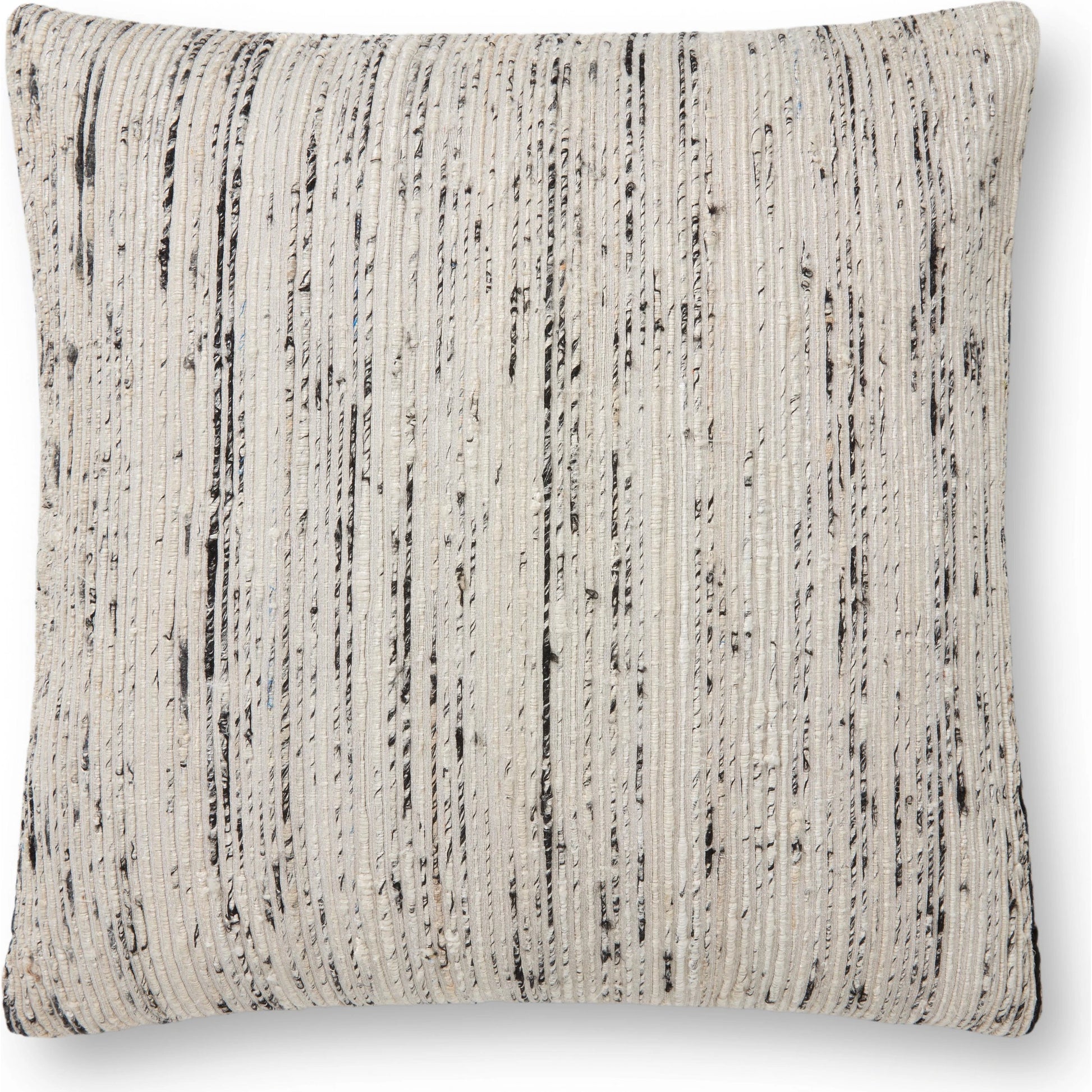 P0242 Pillow by Loloi. Made from 60% cotton, 40% silk in a traditional style.