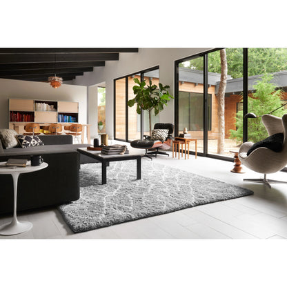 P0242 Pillow by Loloi. Made from 60% cotton, 40% silk in a traditional style.