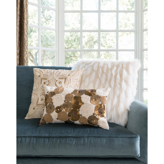P0265 Pillow by Loloi in white. Made from 100% acrylic in a transitional style.