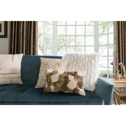 P0265 Pillow by Loloi in white. Made from 100% acrylic in a transitional style.