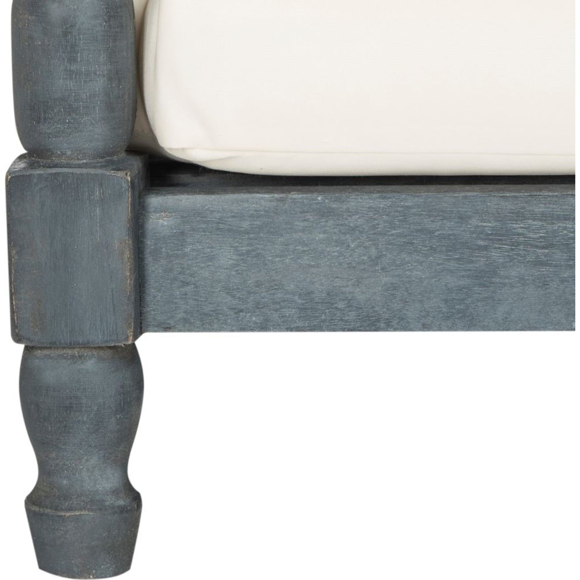 Marshall Lounger by HedgeApple Essentials. Made from unique in a modern style.