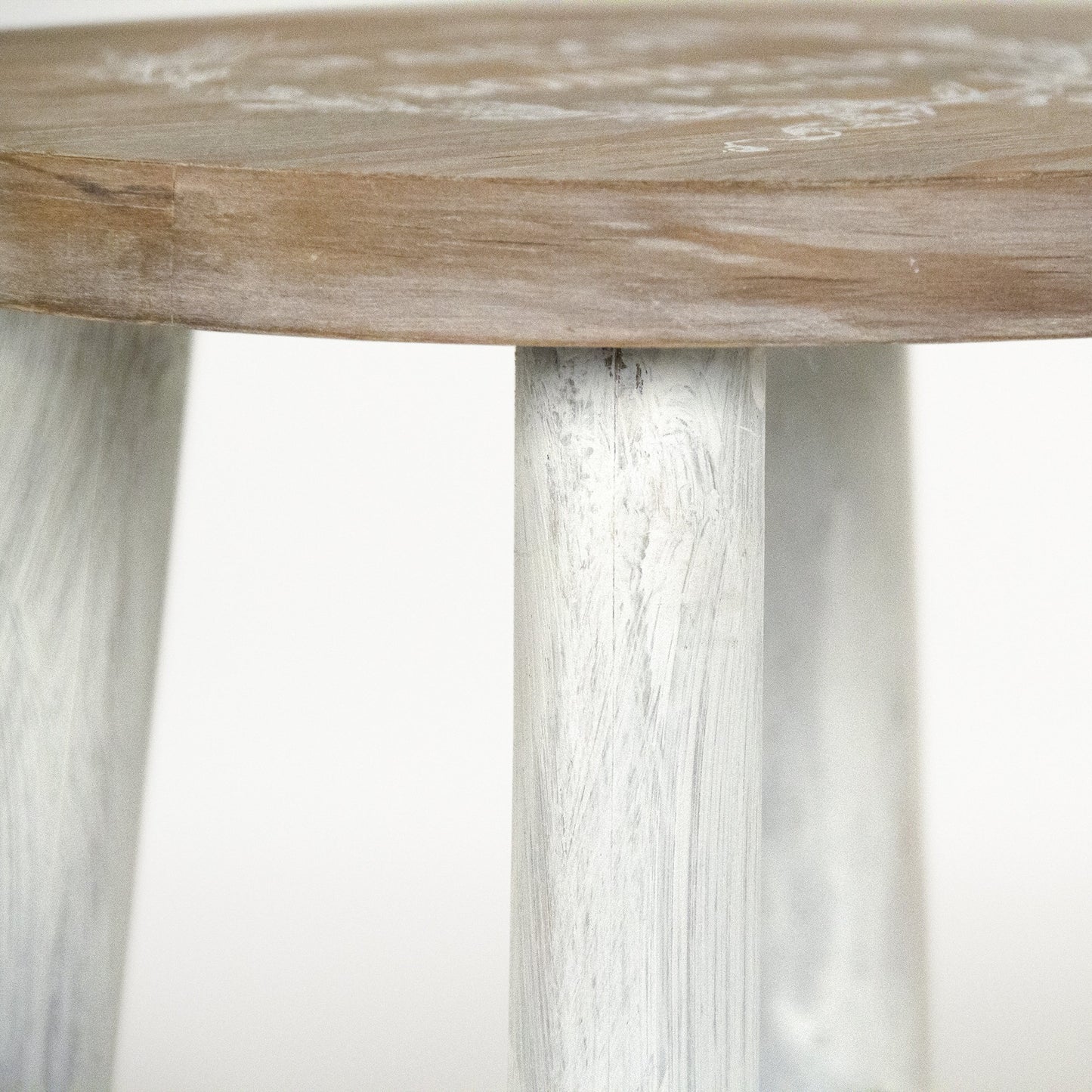 004 SR-900368 | Closeup | Parisienne Stool by Zentique in natural, distressed white and wood. Made from wood in a cottage & farmhouse style.