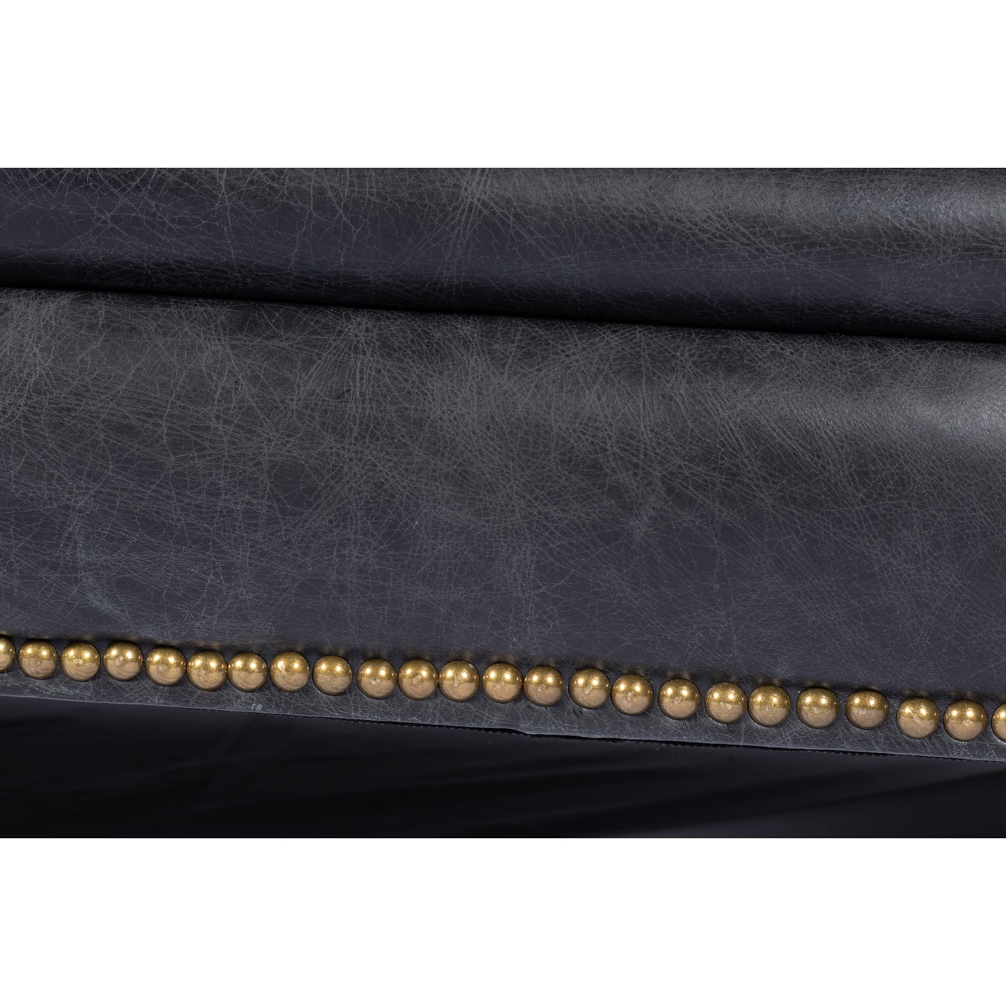 012 S-699856 | Closeup | Birmingham Sofa by Moe's Home Collection. Made from top grain leather, hardwood, plywood frame in a traditional style.