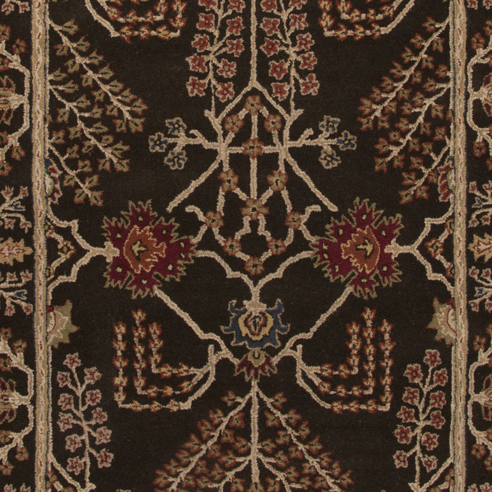 Poeme PM51 Rug by Jaipur Living. Made from 100% handspun wool in a traditional style.