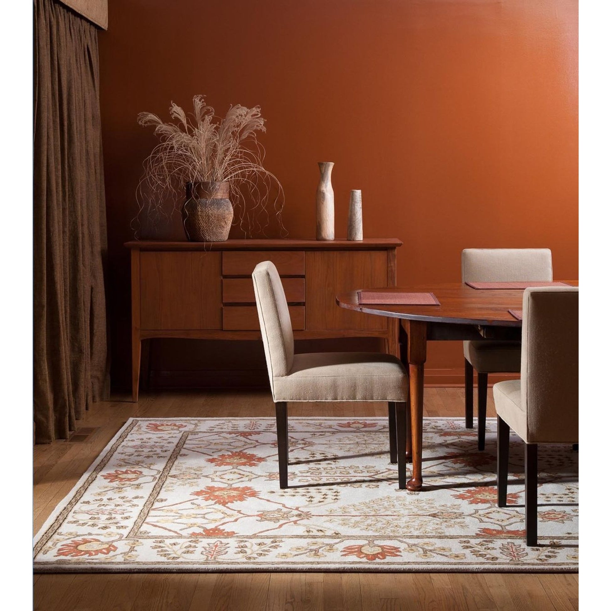 Poeme PM51 Rug by Jaipur Living. Made from 100% handspun wool in a traditional style.
