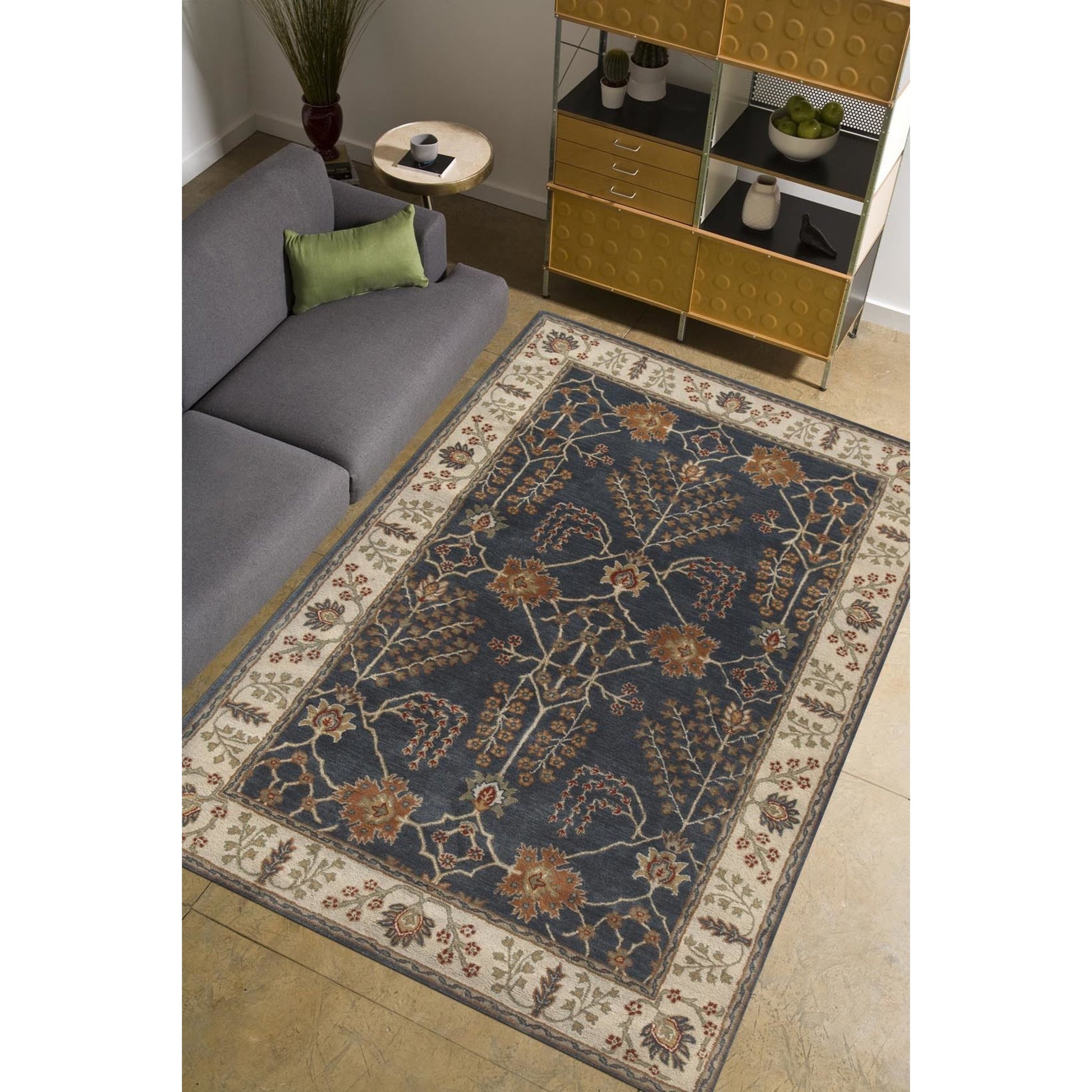 Poeme PM51 Rug by Jaipur Living. Made from 100% handspun wool in a traditional style.