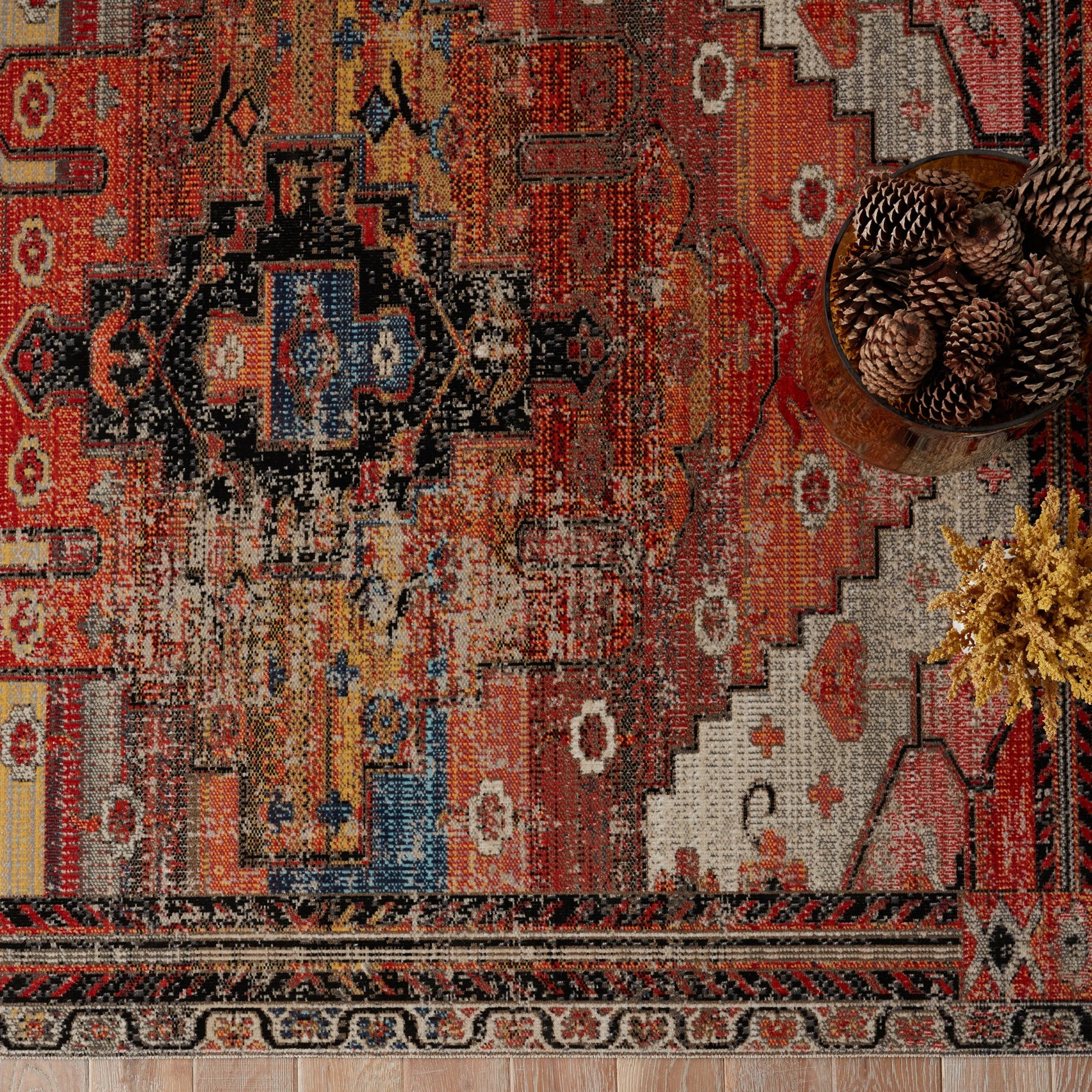 Polaris POL44 Indoor/Outdoor Rug by Jaipur Living. Made from 100% polypropylene in a unique style.