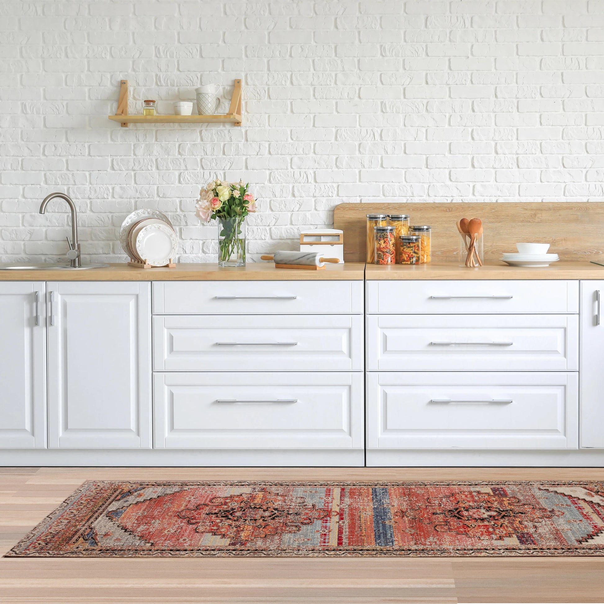 Polaris POL44 Indoor/Outdoor Rug by Jaipur Living. Made from 100% polypropylene in a unique style.
