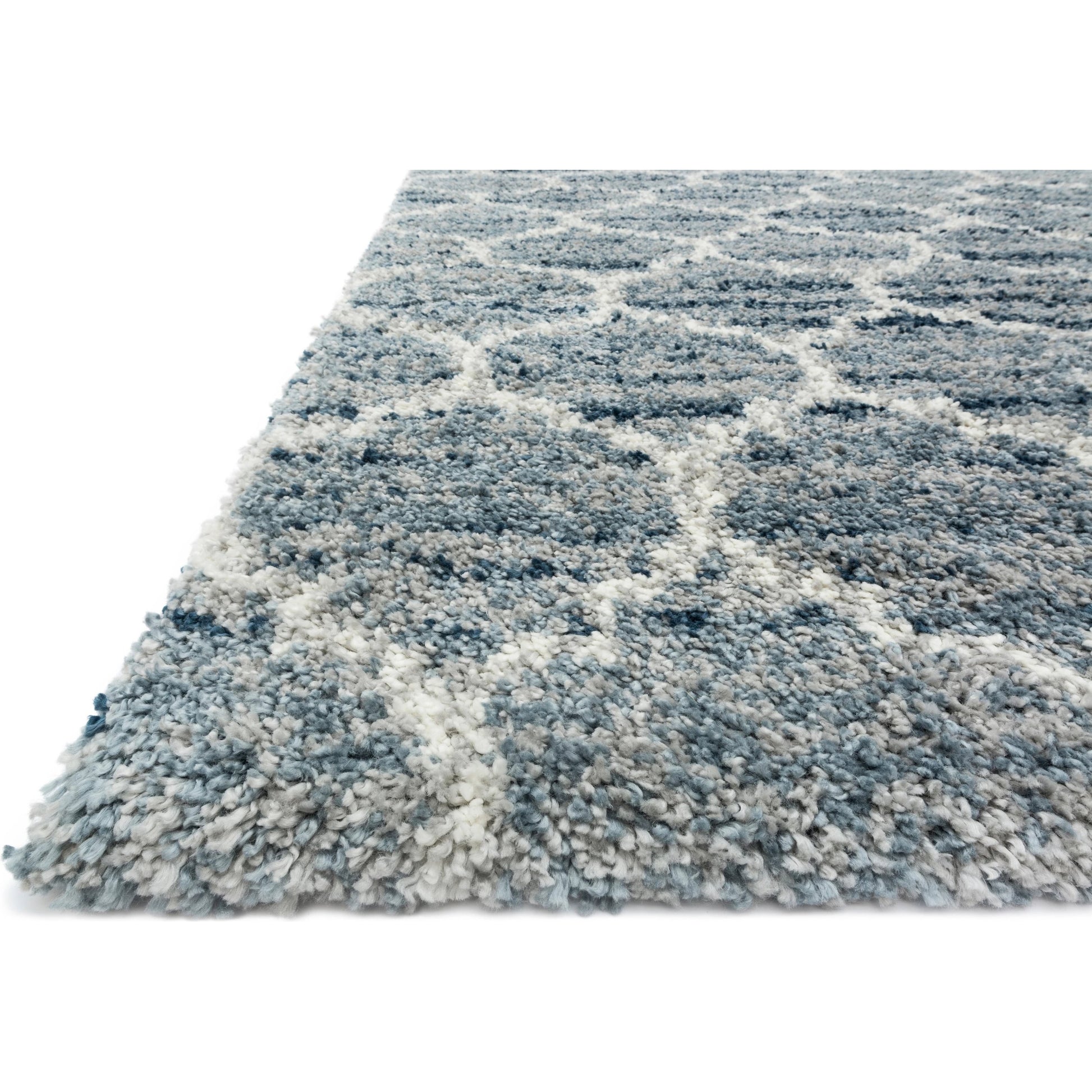 Quincy QC-03 Rug by Loloi in spa, pebble. Made from 100% polypropylene in a modern style.