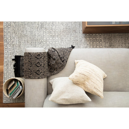 Rize RIZ02 Rug by Jaipur Living in ivory. Made from 100% wool in a unique style.