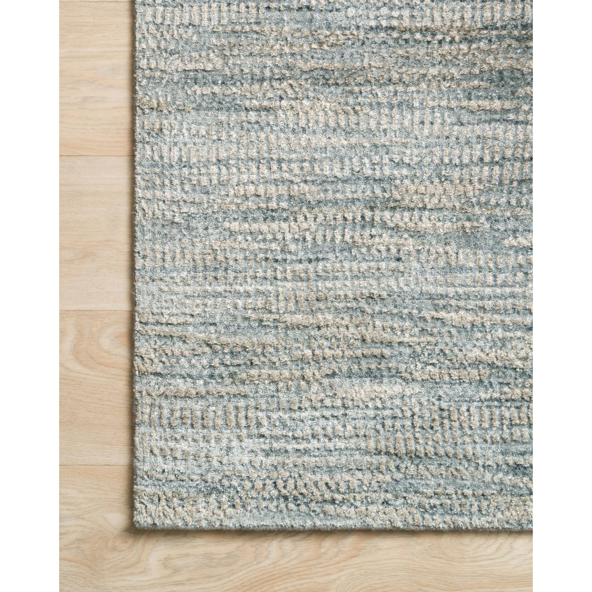 Robin ROB-01 Rug by Loloi. Made from unique in a unique style.