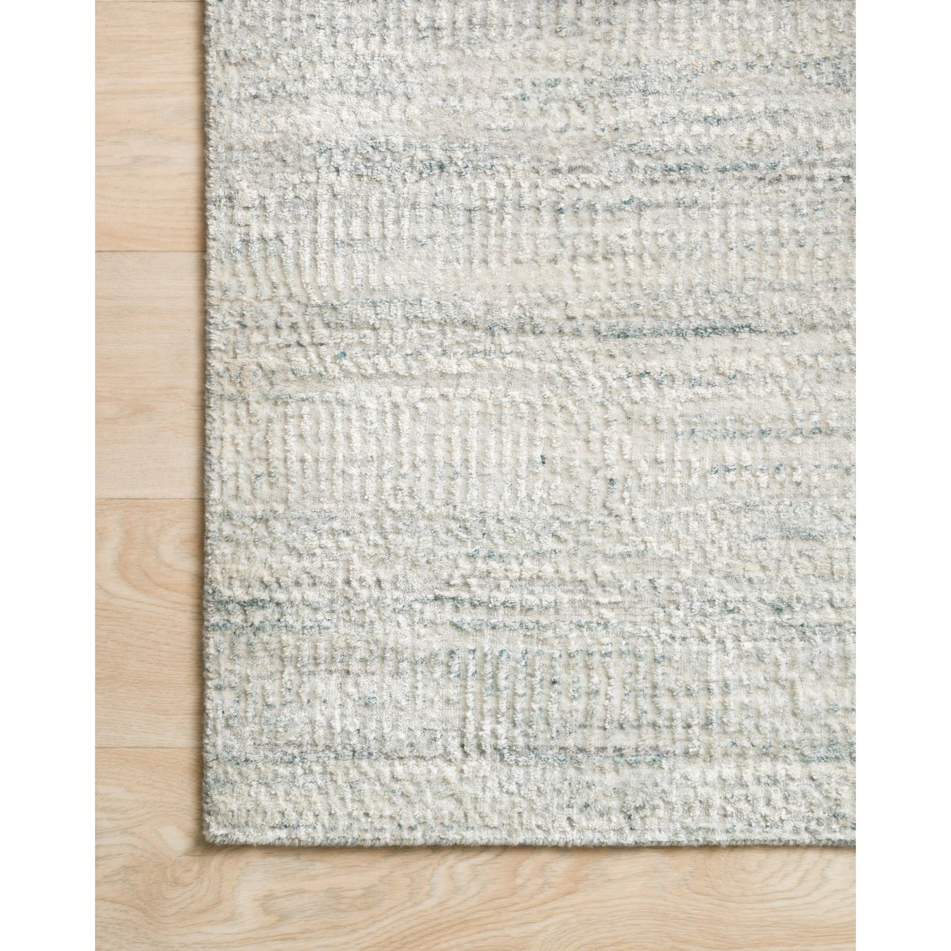 Robin ROB-01 Rug by Loloi. Made from unique in a unique style.