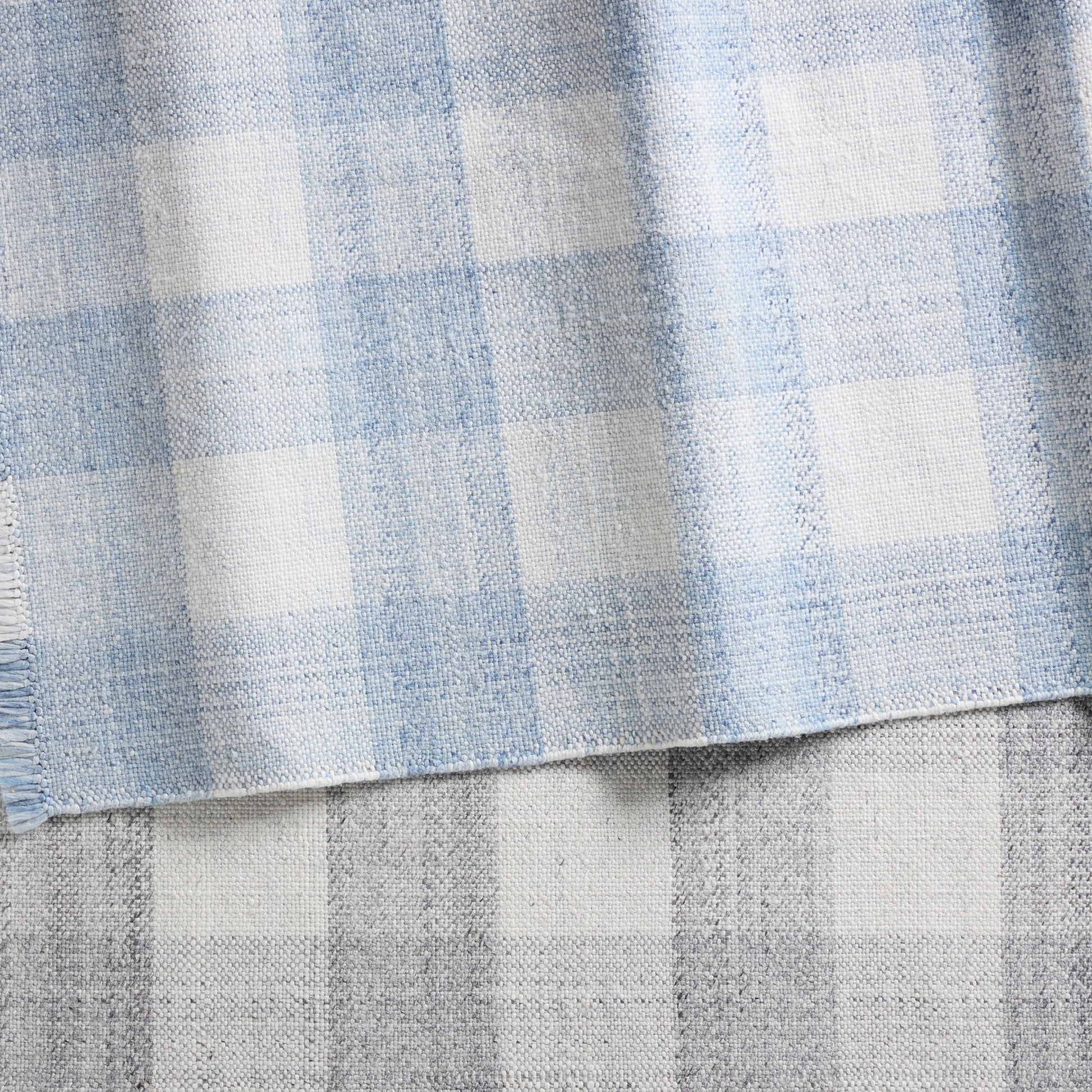 Respite RSP02 Rug by Jaipur Living in gray, ivory. Made from 100% polyester in a unique style.