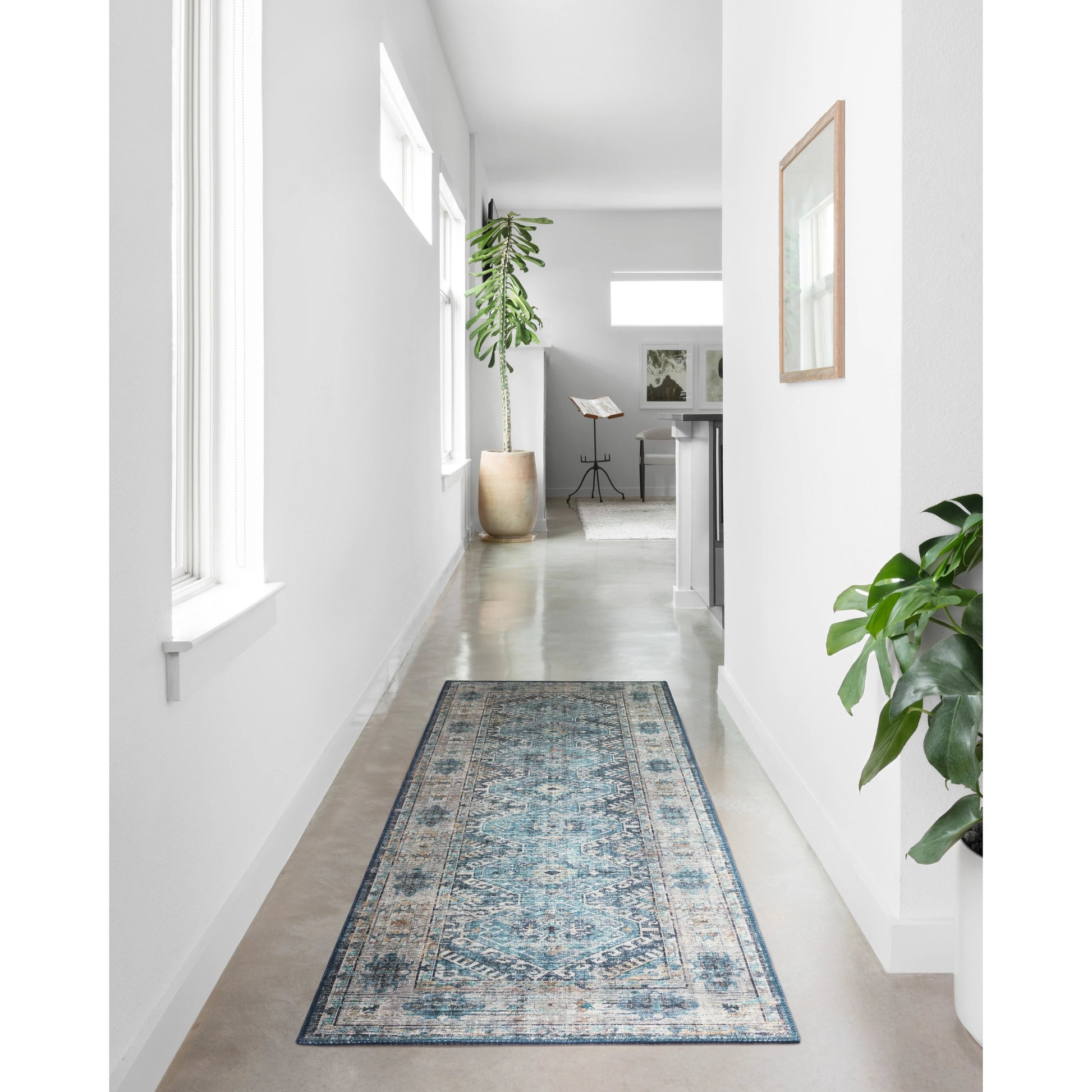 Skye SKY-03 Rug by Loloi II. Made from 100% polyester in a traditional