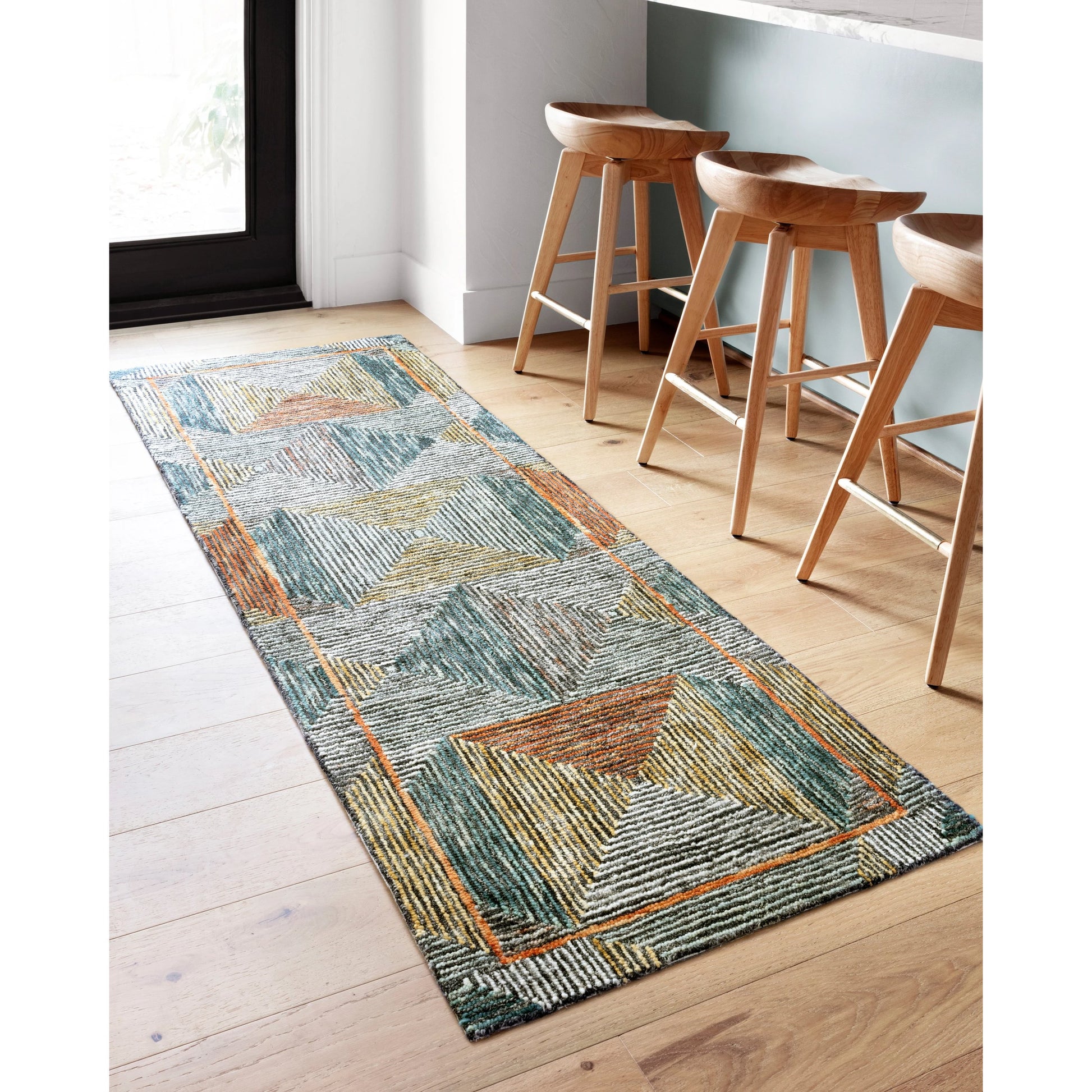SPE-01 by Loloi II. Made from 100% wool in a rustic style.