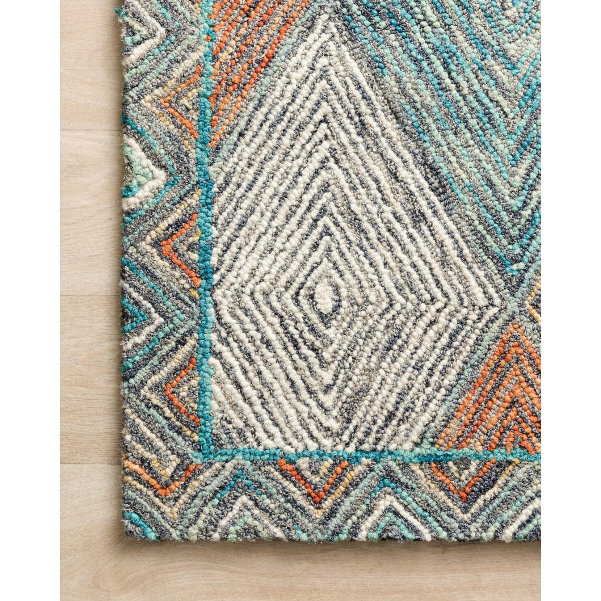 SPE-02 by Loloi II. Made from 100% wool in a modern style.