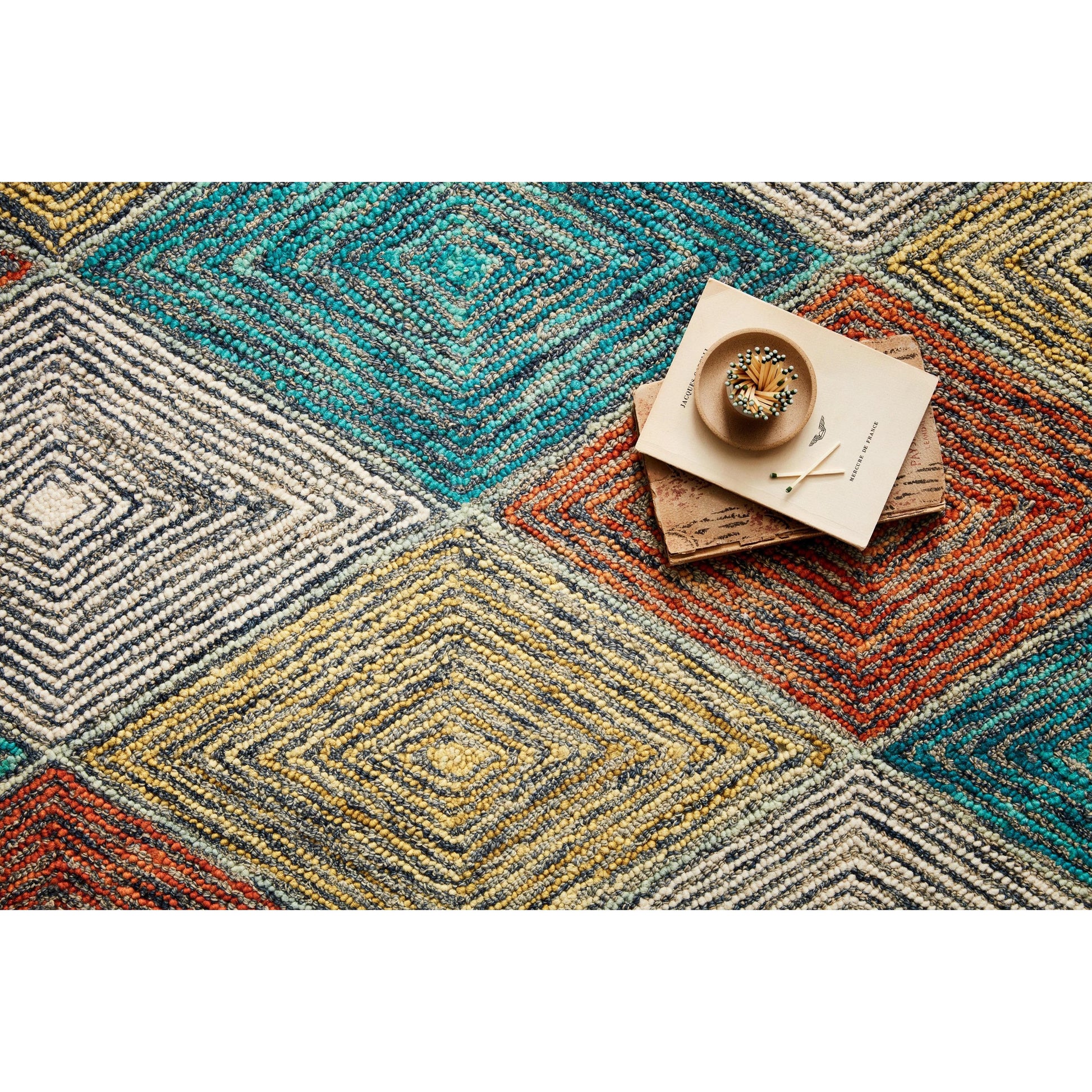 SPE-02 by Loloi. Made from 100% wool in a modern style.