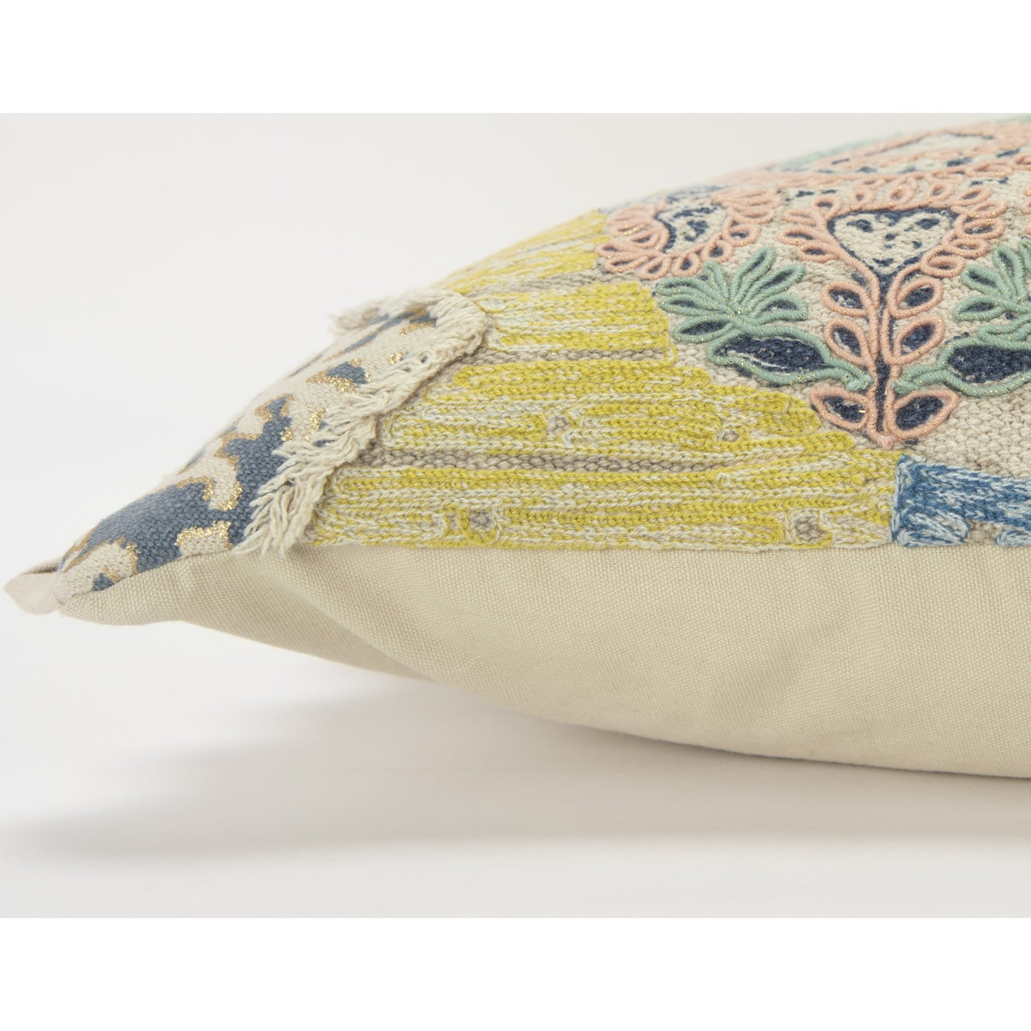 003 SR-870514,SR-885944 | Closeup | Clarke Pillow by HedgeApple Essentials in multi. Made from cotton in a eclectic & global style.