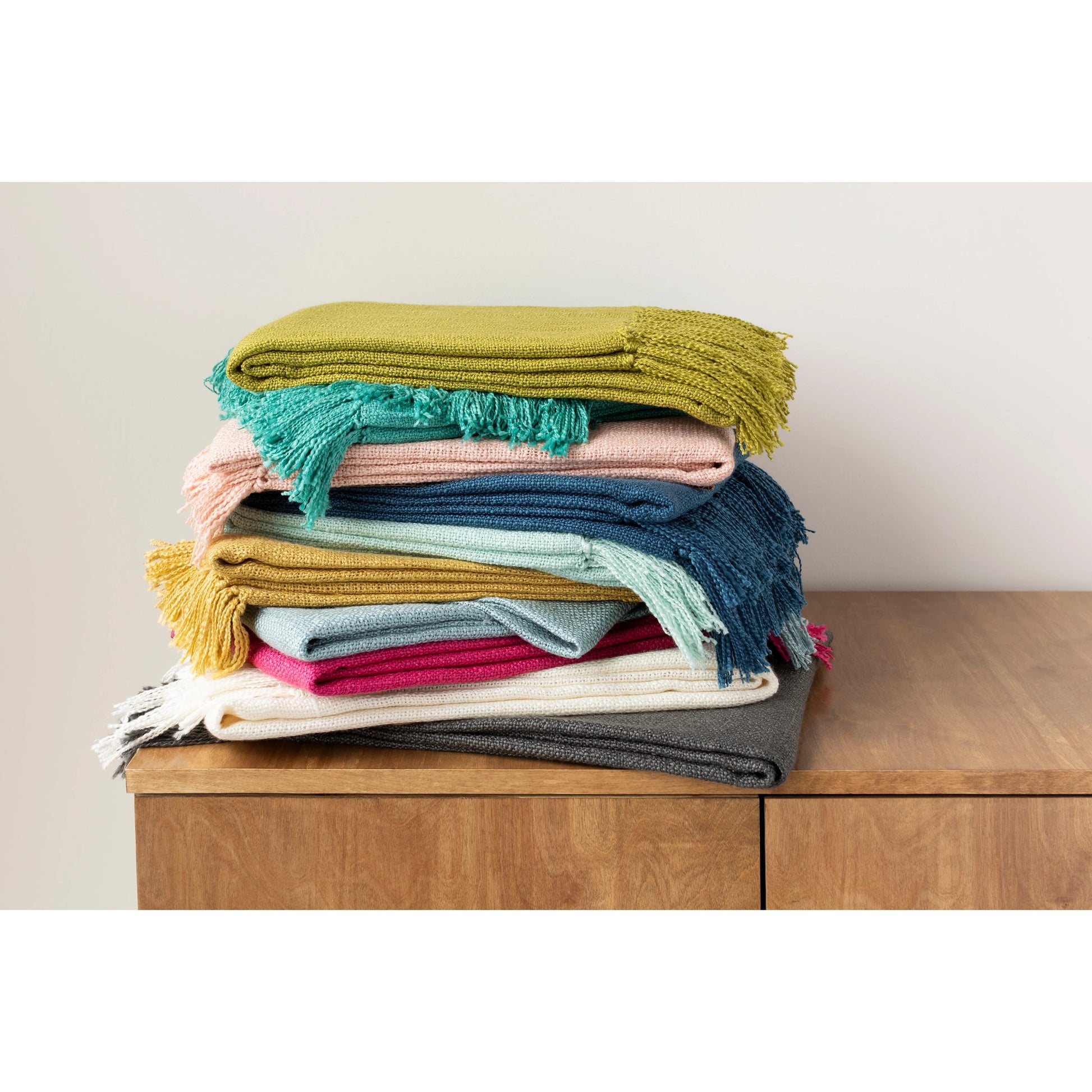 Tilda - 19825 by Surya in charcoal, metallic - silver. Made from 95% acrylic, 5% lurex in a modern style.