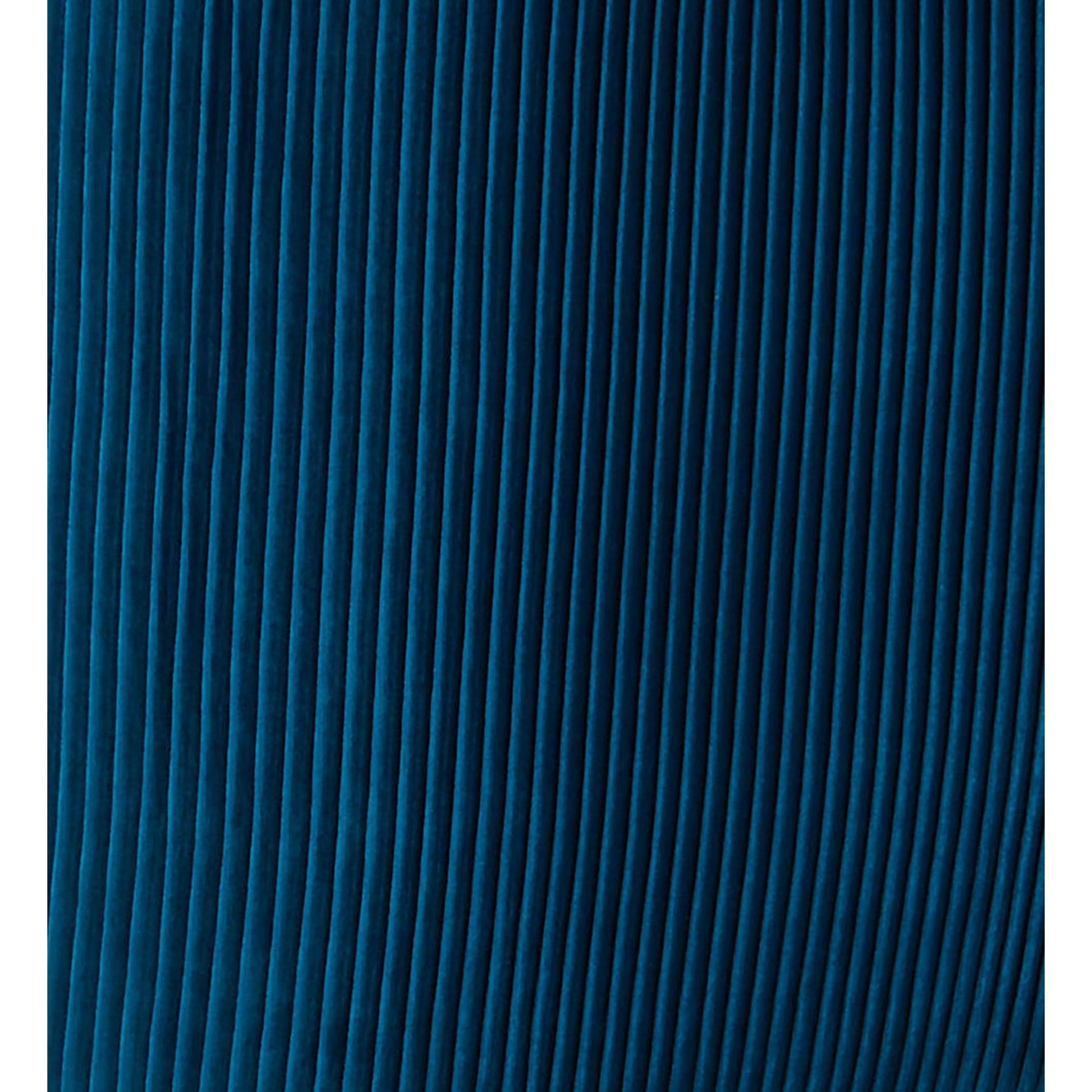 Beatrix Side Chair by TOV Furniture. Made from velvet in a modern style.