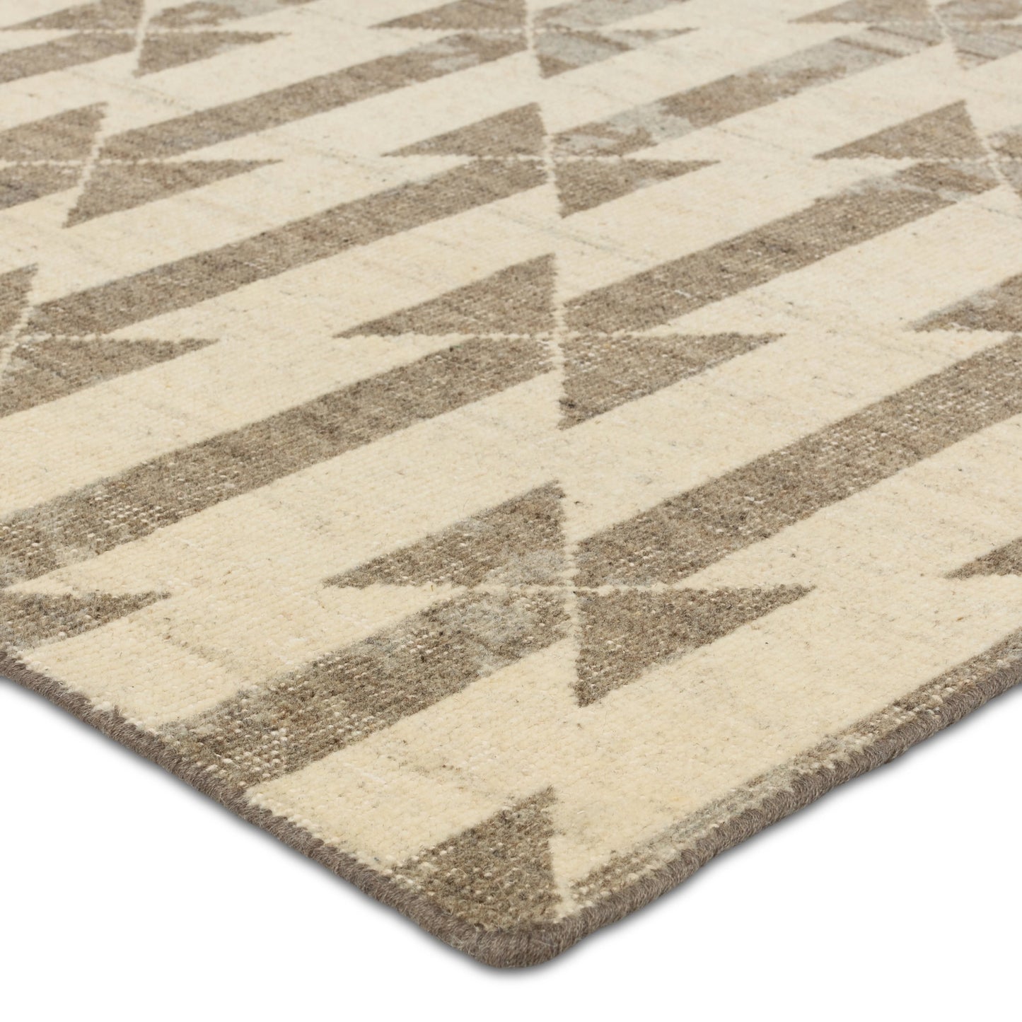 002 SI-1973887,SI-1973888,SI-1973889,SI-1973890,SI-1973891 | Closeup | Tessera by Verde Home TSS01 Rug by Jaipur Living in taupe, cream. Made from 100% wool in a unique style.
