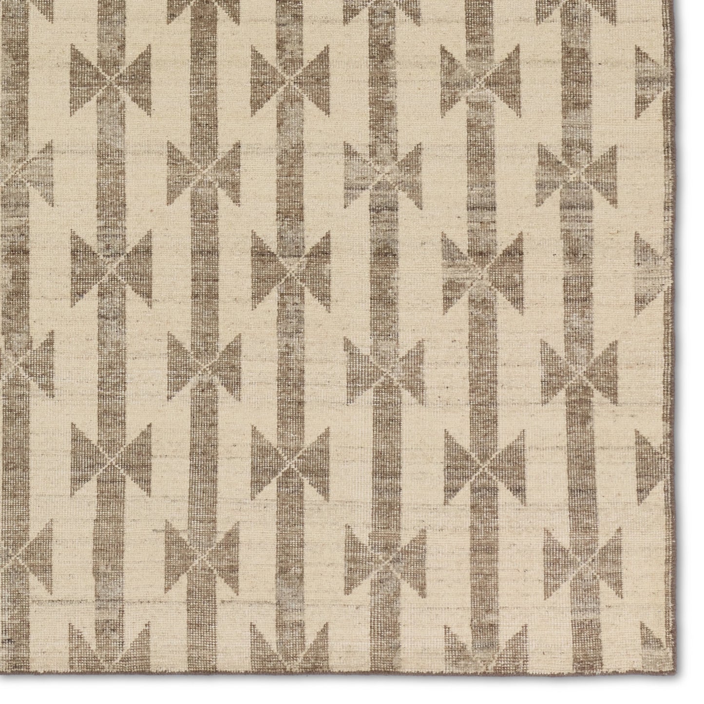 004 SI-1973887,SI-1973888,SI-1973889,SI-1973890,SI-1973891 | Closeup | Tessera by Verde Home TSS01 Rug by Jaipur Living in taupe, cream. Made from 100% wool in a unique style.