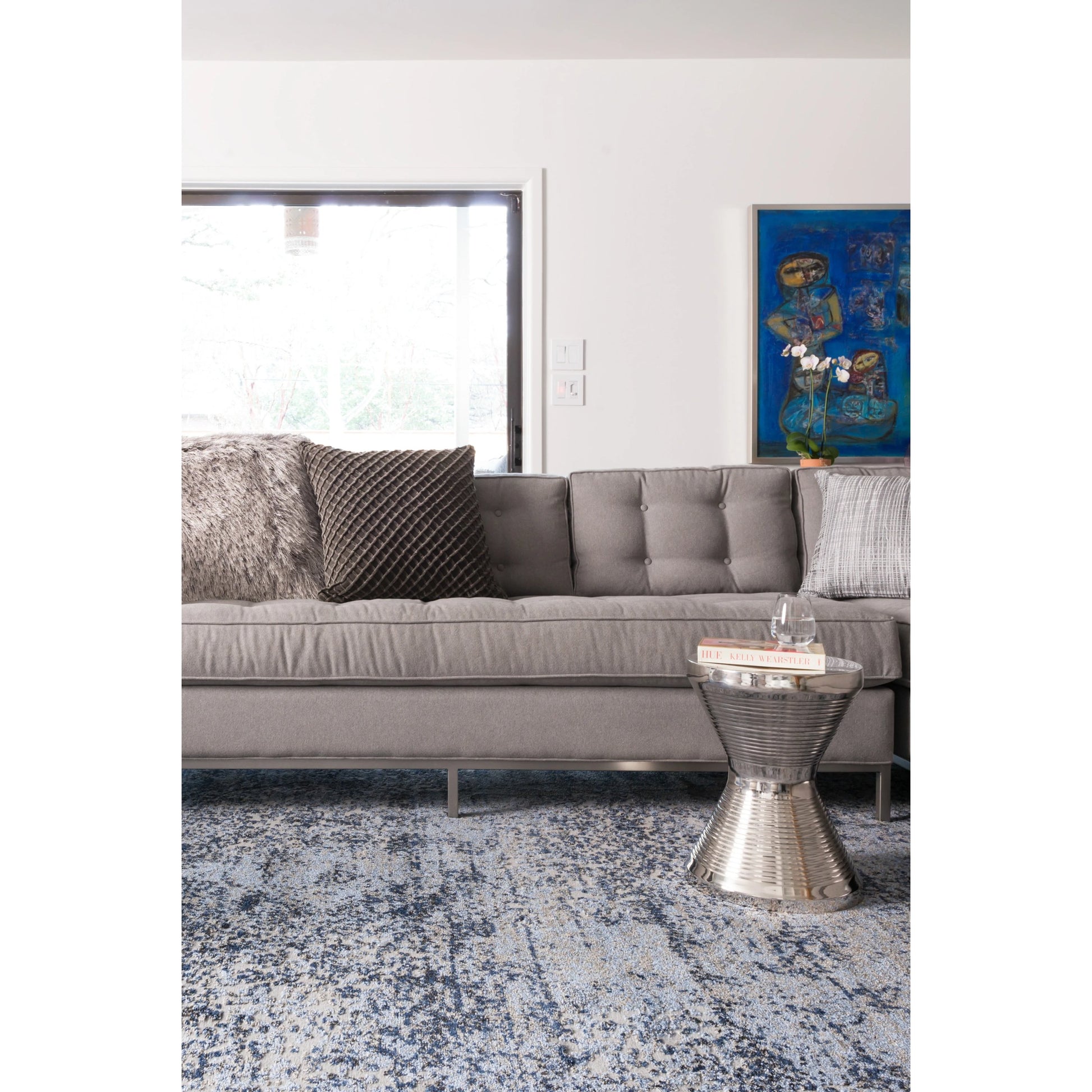 Viera VR-06 Rug by Loloi in light blue, gray. Made from unique in a transitional style.