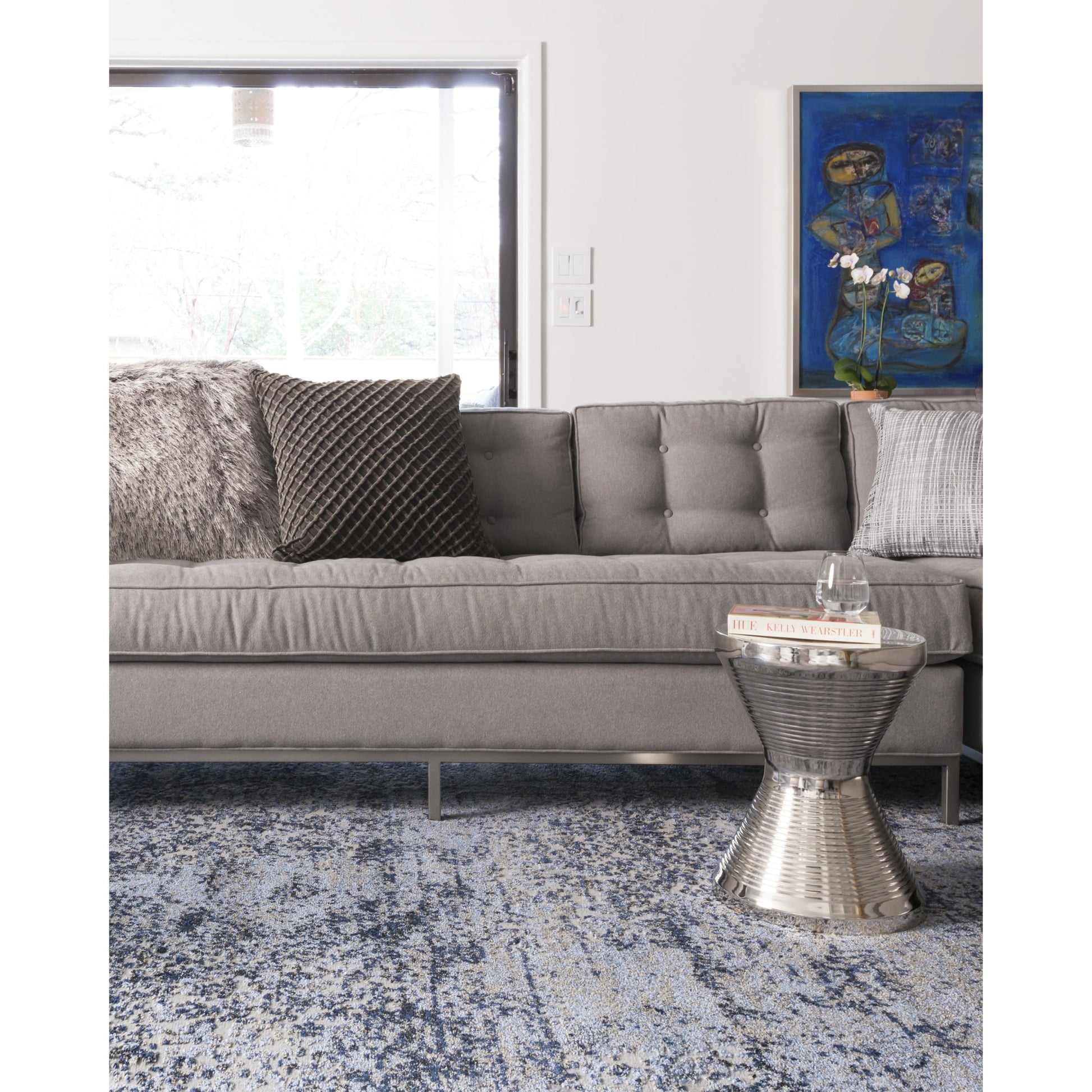 Viera VR-06 Rug by Loloi in light blue, gray. Made from unique in a transitional style.