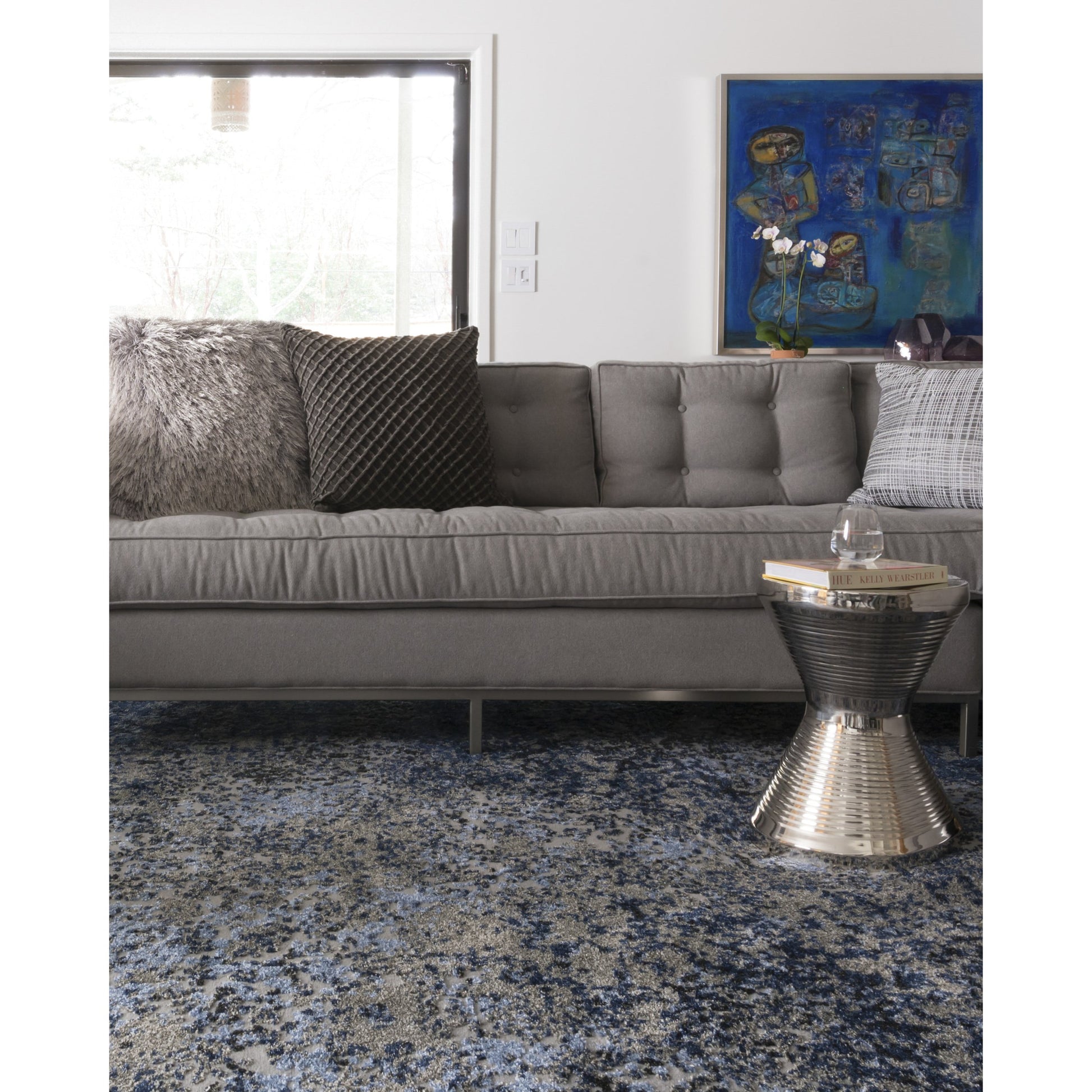 Viera VR-07 Rug by Loloi in gray, navy. Made from unique in a modern style.