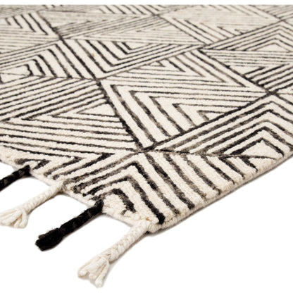 Vera by Nikki Chu VNK01 Rug by Jaipur Living in ivory, gray. Made from 100% wool in a unique style.