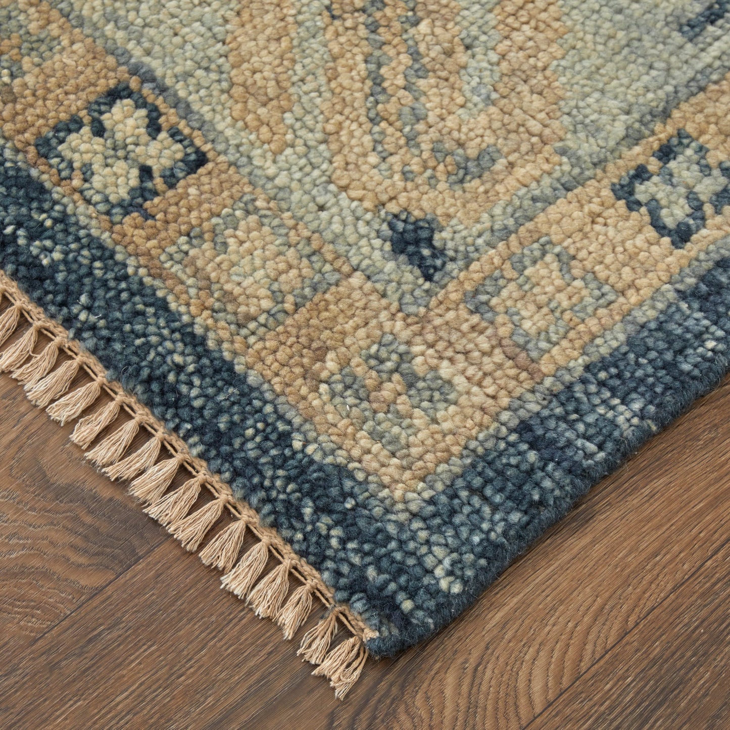 018 SI-2006516,SI-2006521,SI-2006522,SI-2006526 | Closeup | Fillmore Traditional Diamond Rug - 6943F by Feizy. Made from wool in a unique style.
