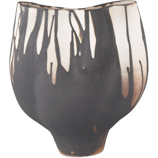 Inoue Vase by Currey and Company in black, off-white. Made from porcelain in a modern style.