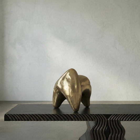 Alien by Noir in antique brass. Made from brass in a eclectic & global style.