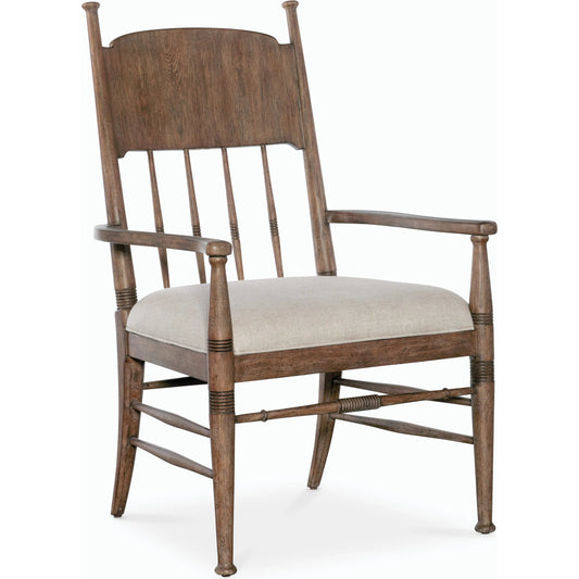 Americana Upholstered Seat Arm Chair by Hooker Furniture in beige. Made from oak veneers and fabric in a cottage & farmhouse style.