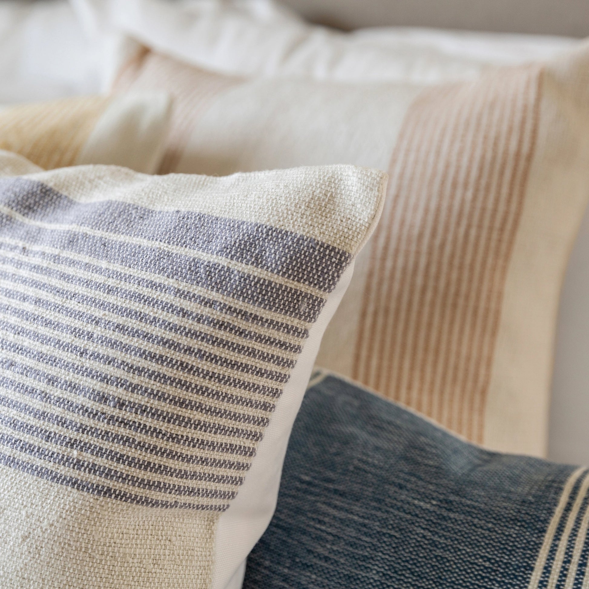 Acapulco ACA01 Indoor/Outdoor Pillow by Jaipur Living in blue, ivory. Made from 100% pet yarn in a modern style.