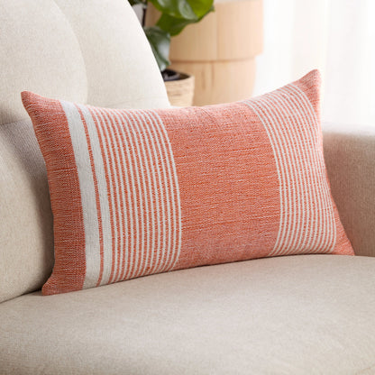 Acapulco ACA05 Pillow by Jaipur Living. Made from 100% pet yarn in a cottage & farmhouse style.