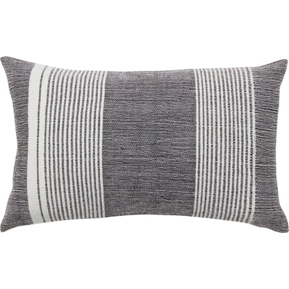 Acapulco ACA05 Pillow by Jaipur Living. Made from 100% pet yarn in a cottage & farmhouse style.