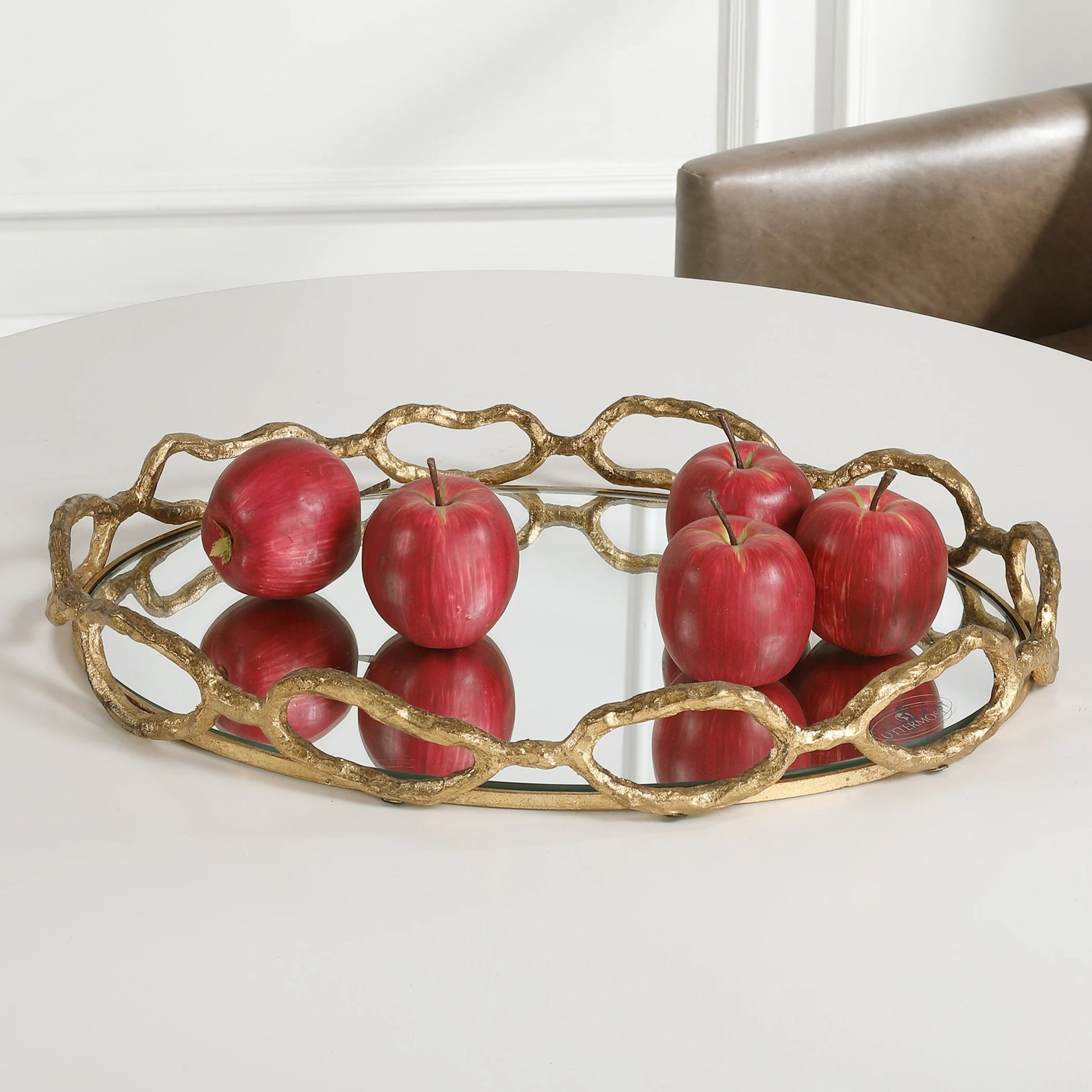 Cable Chain Tray by Uttermost in mirrored. Made from cast iron, clear mirror in a eclectic & global style.