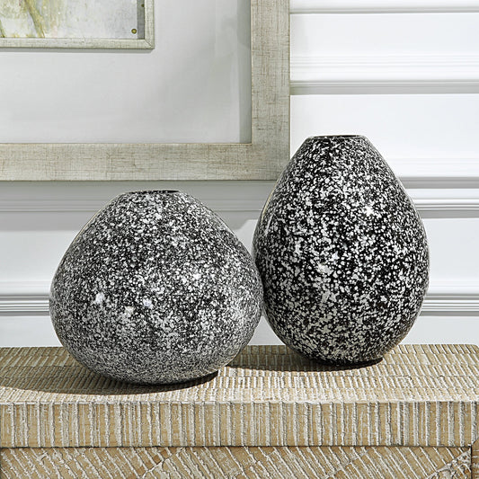 Cosmic Vases by Uttermost in black. Made from ceramic in a modern style.