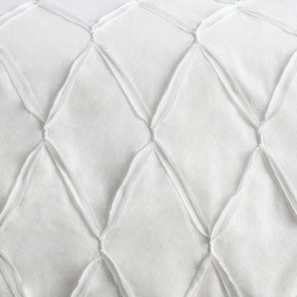 Aiken Pilliow - 13086 by Surya. Made from front: 55% cotton, 45% linen, back: 55% cotton in a modern style.