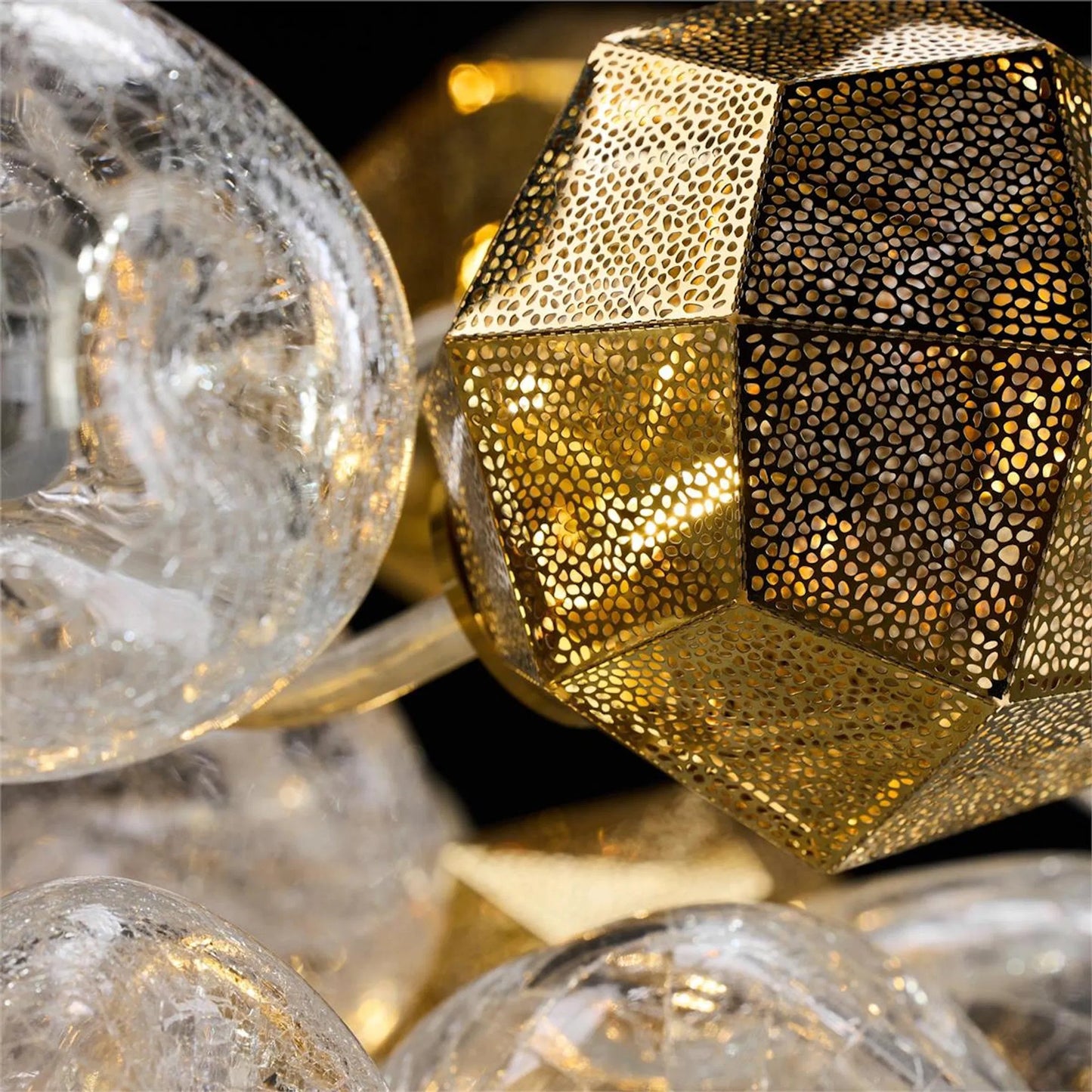 006 SI-2374119 | Closeup | Vivaldi Eleven-Light Chandelier by John-Richard in clear, brass, nickel. Made from unique in a modern style.