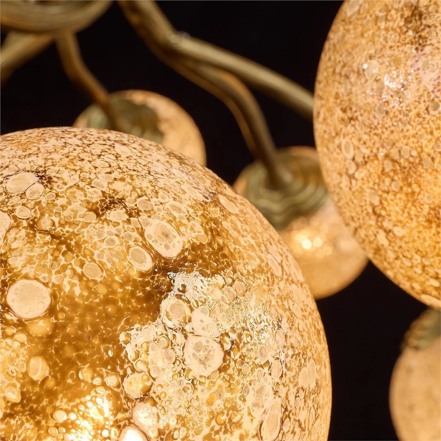 003 SI-2629373 | Unknown | Melia Sixteen-Light Chandelier by John-Richard. Made from unique in a unique style.